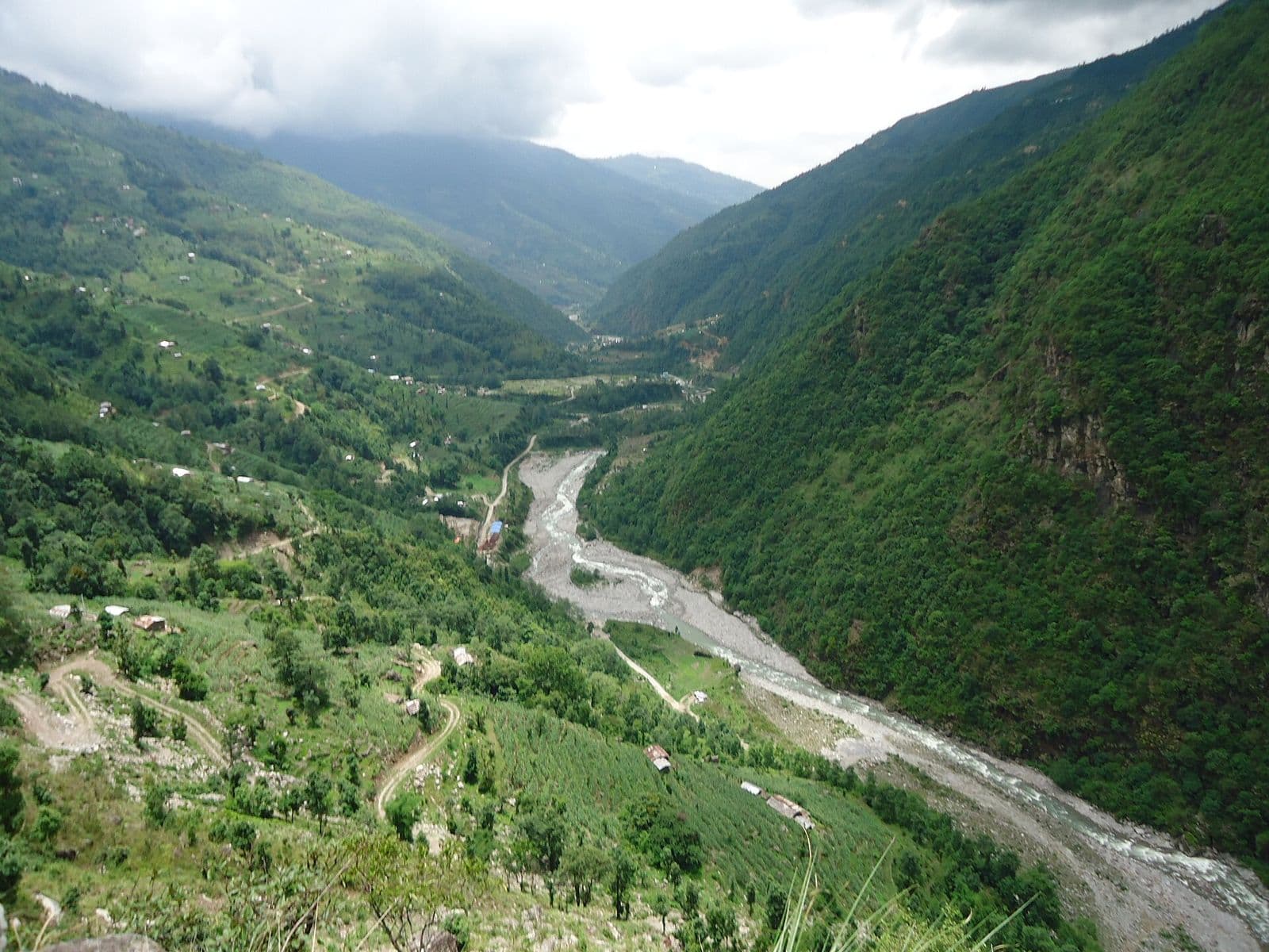 Melamchi River valley, Sindhupalchok